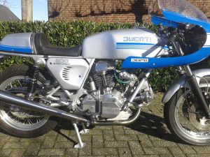 Ducati 900ss